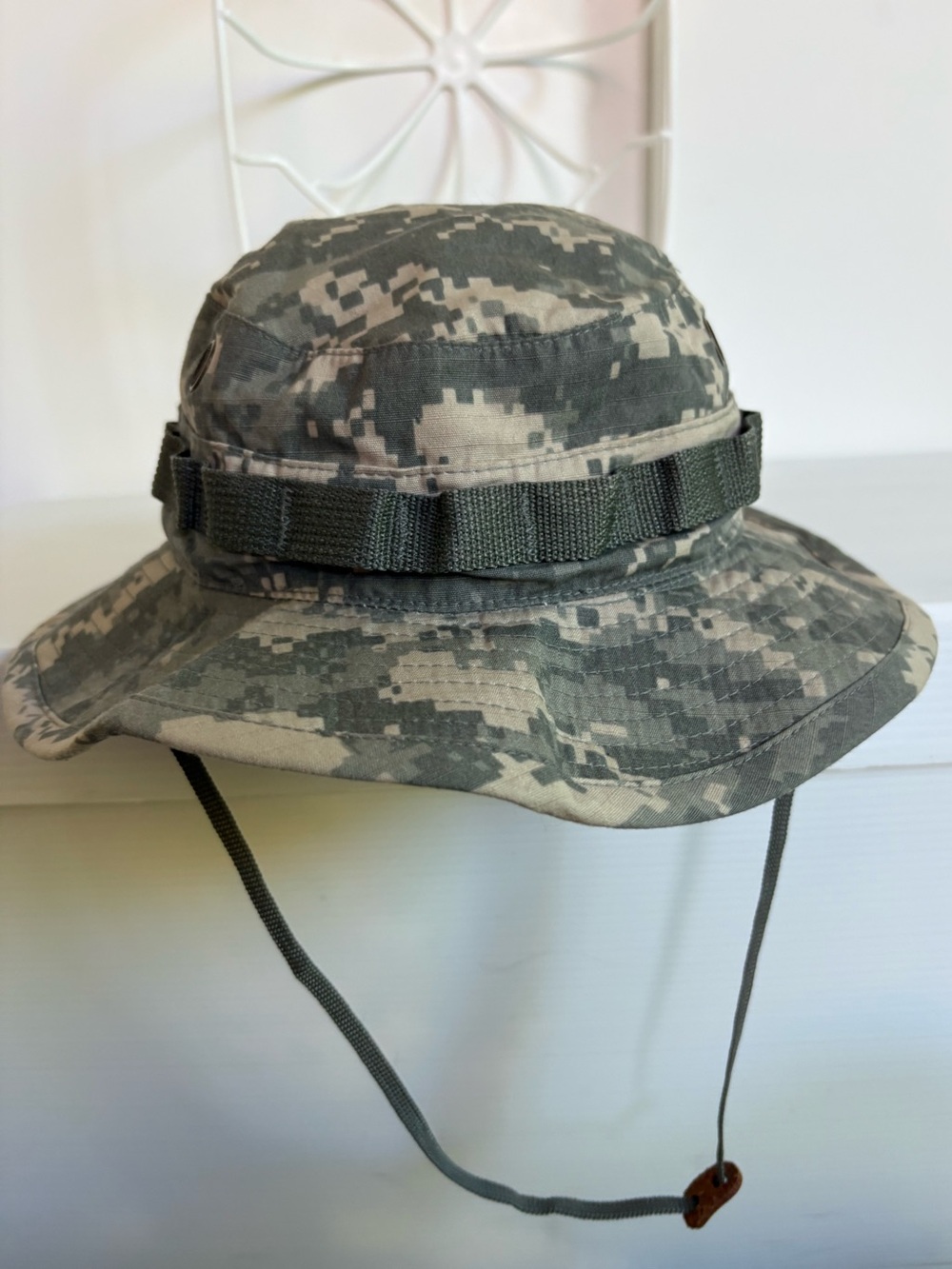 Digital Camo Boonie Hat in sand and gray, size small, good condition